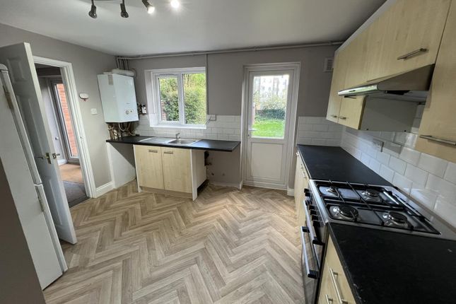 Terraced house to rent in Deepfield Road, Bracknell