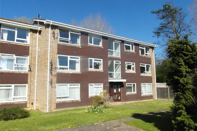 Thumbnail Flat to rent in Haversham House, Sarel Way, Horley, Surrey