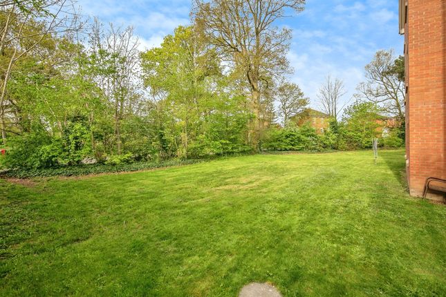 Flat for sale in Castle Gardens, Kesgrave, Ipswich