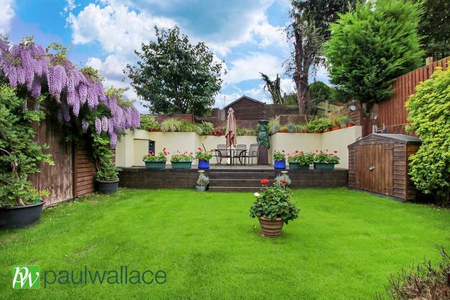 Detached house for sale in The Spur, Cheshunt, Waltham Cross