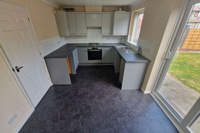 37, Riverside Road, Radcliffe, Manchester photo 4