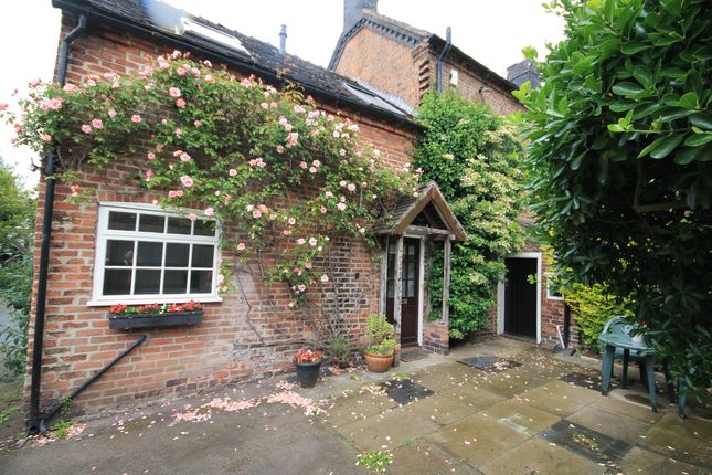 Thumbnail Cottage to rent in Main Road, Betley, Crewe