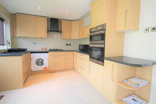 242, Sharoe Green Lane, Preston photo 5