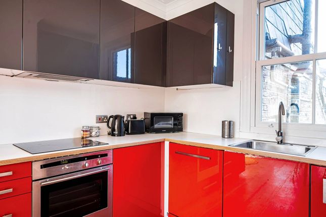 Flat for sale in Park Road, Crouch End, London