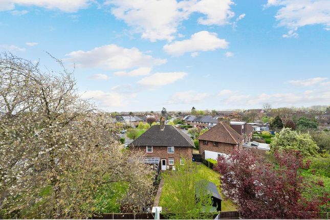 Flat for sale in Kingston Road, Wimbledon Chase