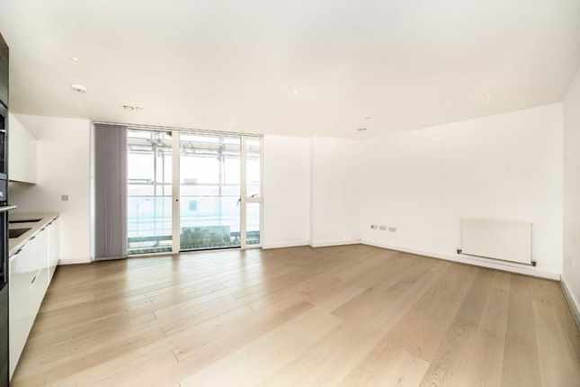 Flat 174, 67, River Gardens Walk, London photo 4