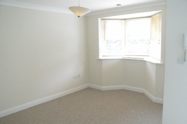 Flat to rent in Crown Lane, Ludgershall