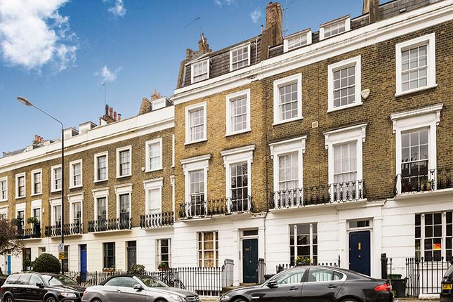 Thumbnail Flat to rent in Albert Street, London