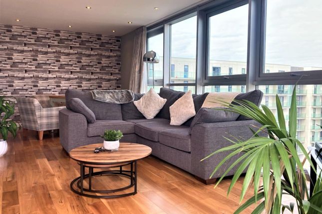 Thumbnail Flat for sale in The Edge, Clowes Street, Salford