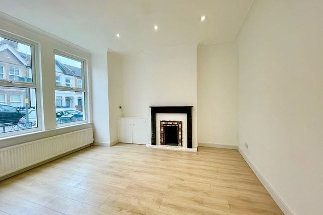 Thumbnail Terraced house to rent in Boundary Road, Colliers Wood, London