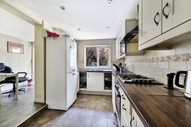 13, Davidson Road, Croydon photo 4