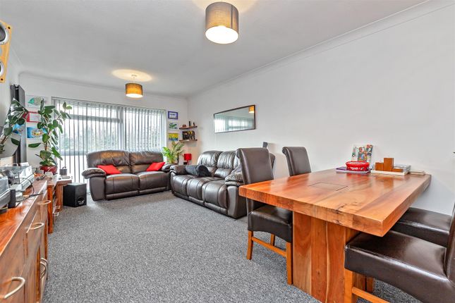 5, Hathaway Court, 486 Hatfield Road, St. Albans photo 2