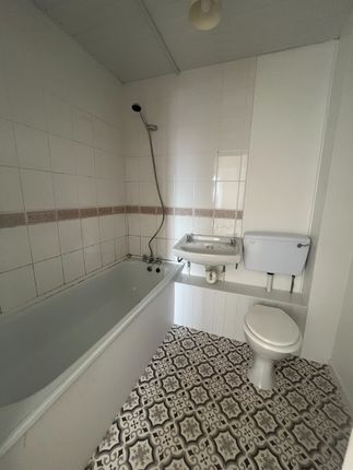 37, Hill Street, Lisburn photo 5