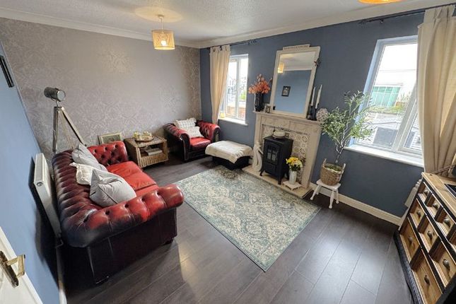 49, Bayside, Fleetwood photo 3