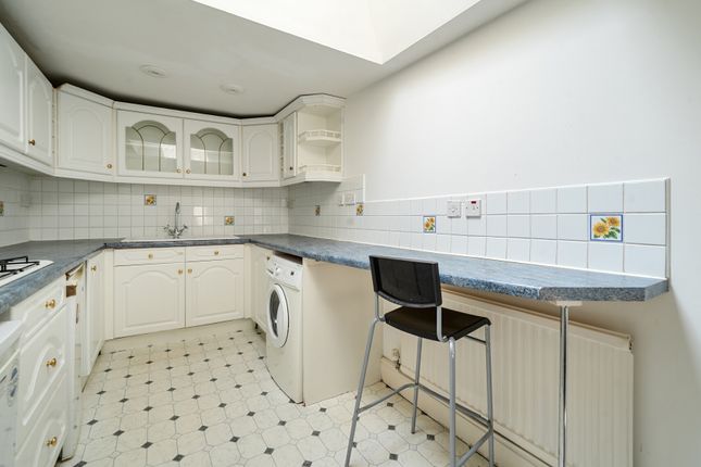 Flat 4, 16, Marlborough Buildings, Bath photo 4