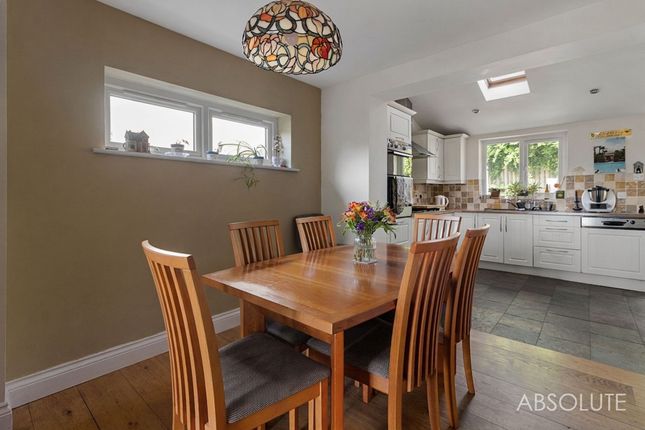 35 Barn Owl Close, Torquay photo 2