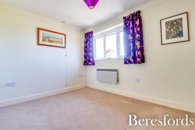 Flat for sale in Lorne Road, Brentwood