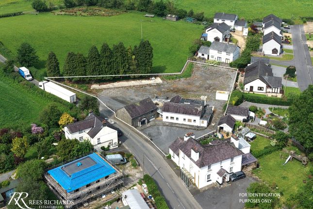 The Coach House Rear of Edwinsford Arms, Talley, Llandeilo photo 4