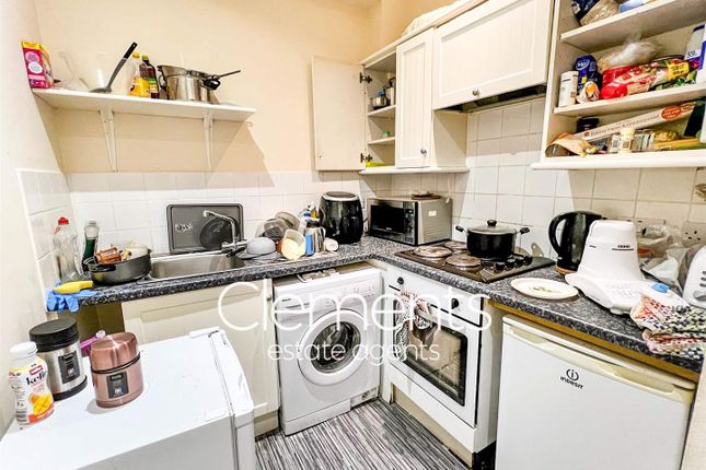 Flat 4, 31, High Street, Hemel Hempstead photo 4