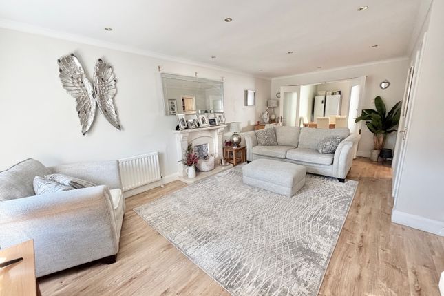 19, Norton Road, Camberley photo 2