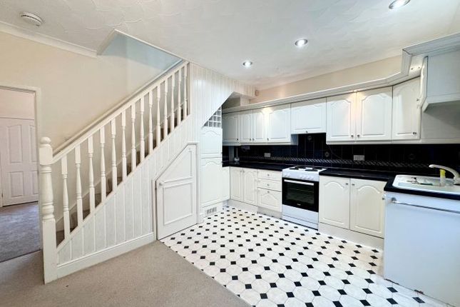 18, Conway Avenue, Bolton photo 4