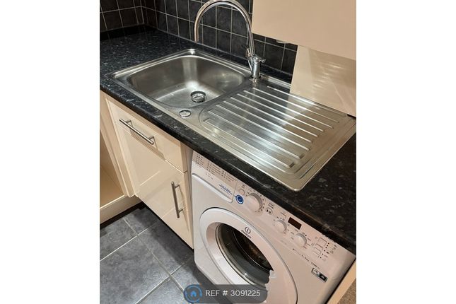Ambra Vale East Cliftonwood, Bristol photo 2
