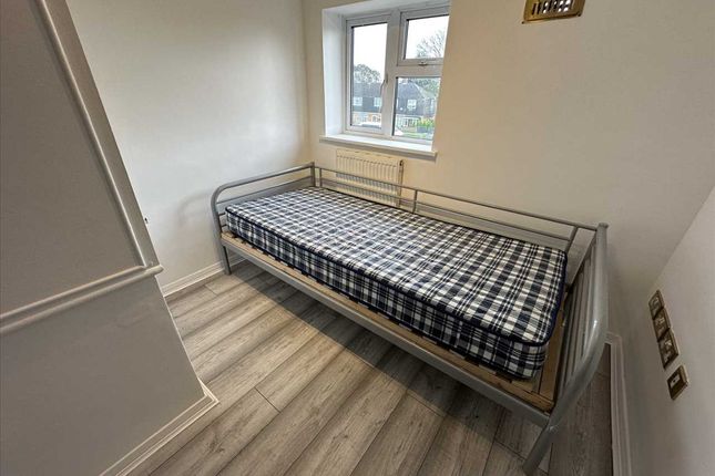 Property to rent in Prestwick Road, Watford
