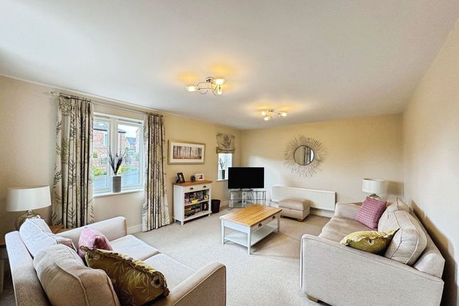 24, Micklewood Close, Morpeth photo 3