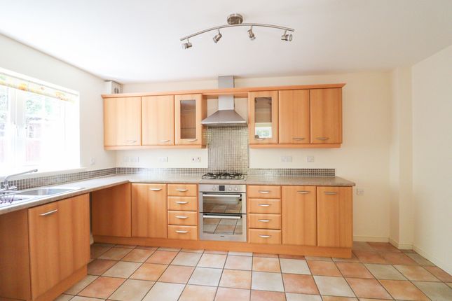 3 Kenzie Drive, Sutton Bridge, Lincolnshire photo 4