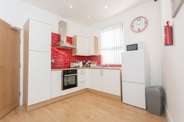 Thumbnail Property to rent in Coldcotes Avenue, Leeds