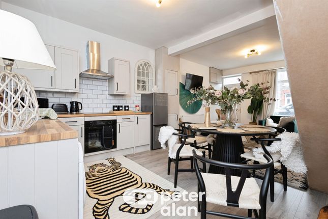 3b, Tonna Road, Maesteg photo 4