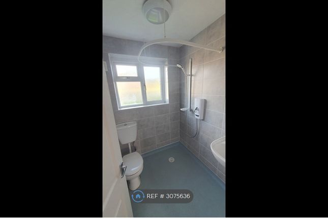 Clovelly Avenue, Great Sankey, Warrington photo 2