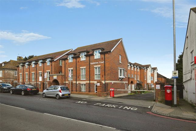 1-bed flat on 24, Appletree Court, Rainham, £190,000