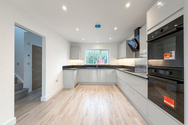 3 Trygher, Forth Vean, Helston photo 2