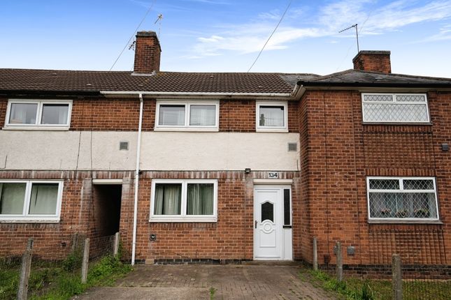 Thumbnail Terraced house for sale in Hand Avenue, Leicester