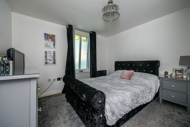 Flat for sale in Southport Road, Liverpool