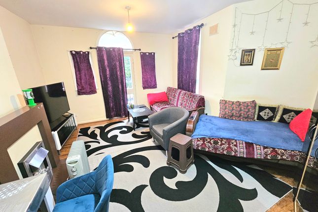 146, St. Saviours Road, Leicester photo 4
