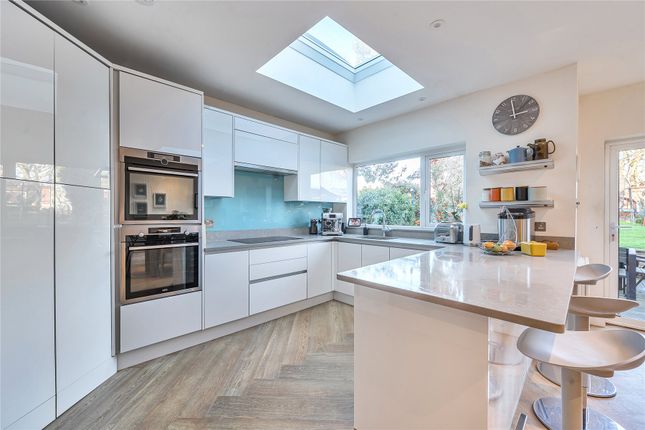 221, Village Way, Beckenham photo 3
