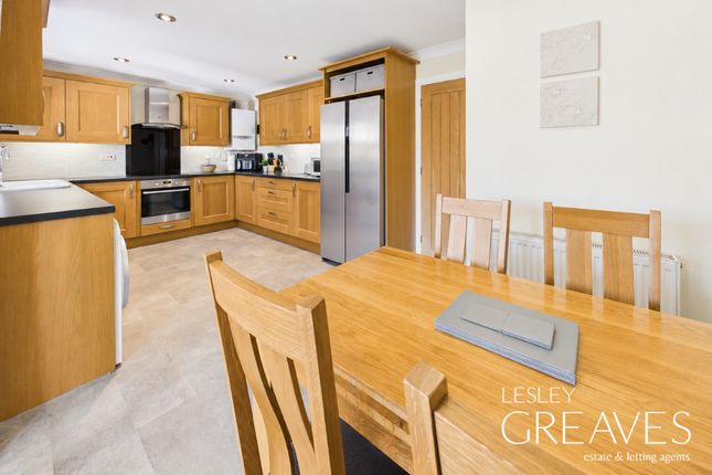 5, Long West Croft, Nottingham photo 3
