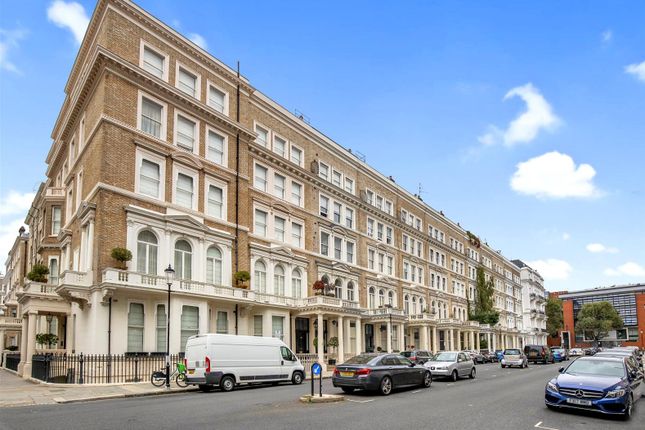 Thumbnail Flat to rent in Queen's Gate Place, South Kensington