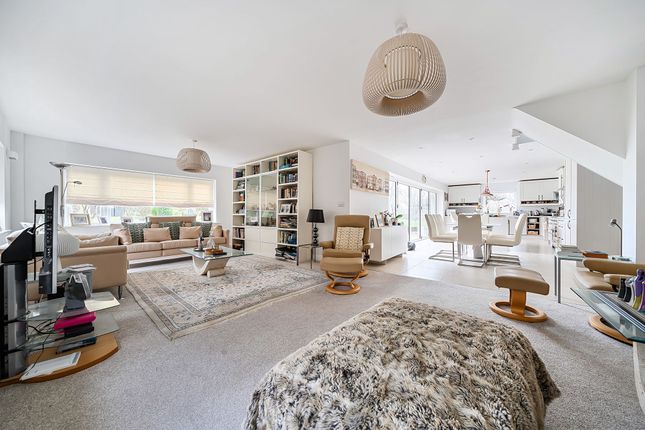 Eastlands Farm Billingshurst Road, Pulborough photo 3