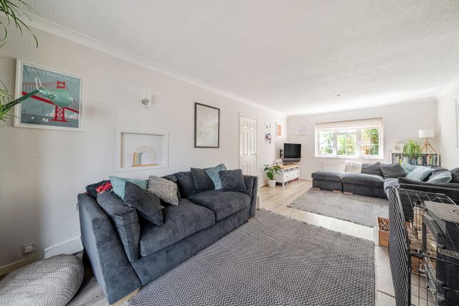 1, Glebe Close, Budleigh Salterton photo 3