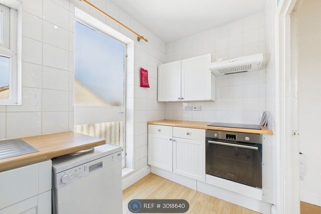Flat, Midland Road, Gloucester photo 2
