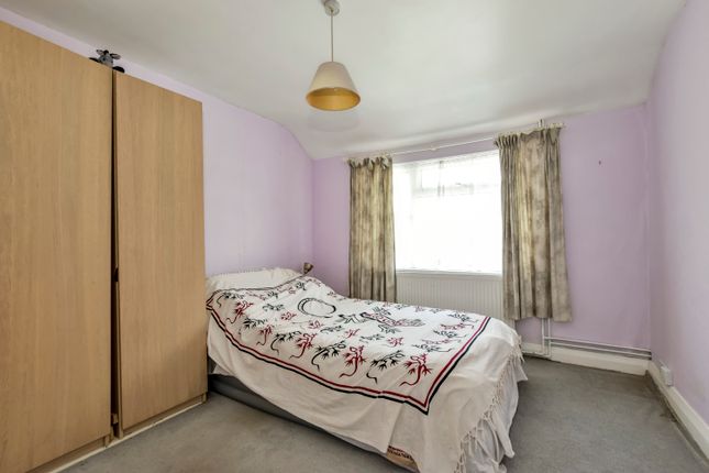 Flat 1 Cabrach House, First Avenue, Watford photo 4