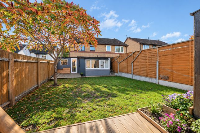 15 The Ridgeway, Leicester photo 2