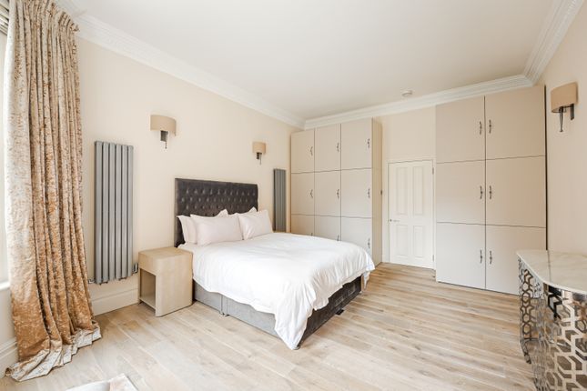 Flat for sale in Ashley Gardens, Thirleby Road