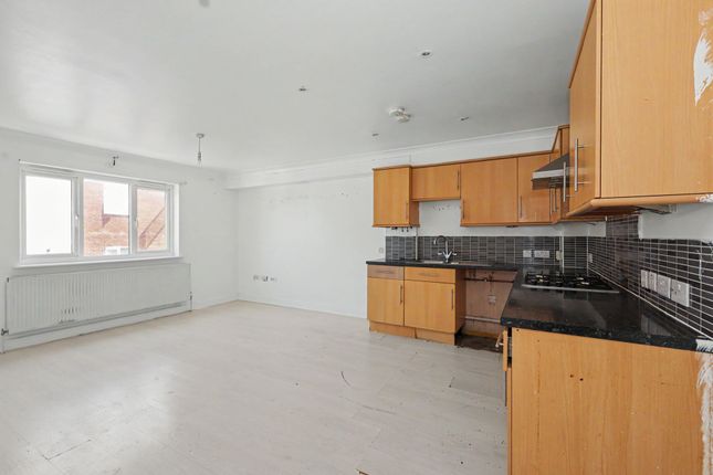 Flat 20, Martony Court Dane Road, Margate photo 2