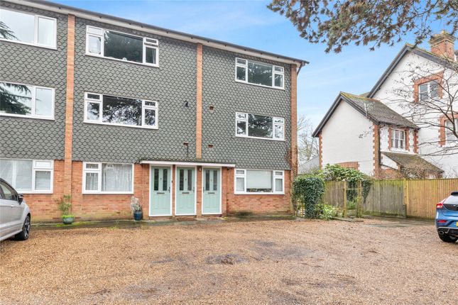 Thumbnail Maisonette to rent in Somers Road, Reigate, Surrey