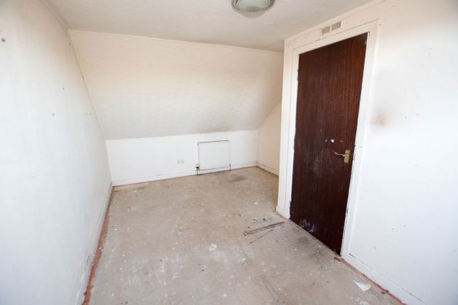 12, Fraser Place, Kirkcaldy photo 5
