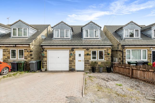 Thumbnail Detached house for sale in Mount View, Oakworth, Keighley